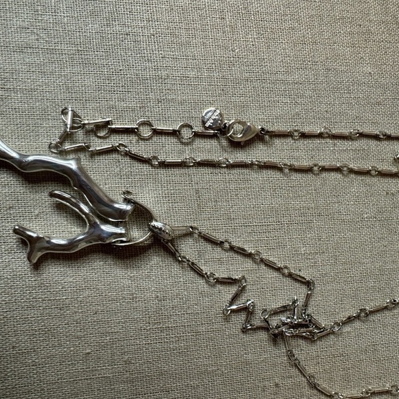 Stella and Dot Vallen silver coral branch pendant necklace - Picture 4 of 7
